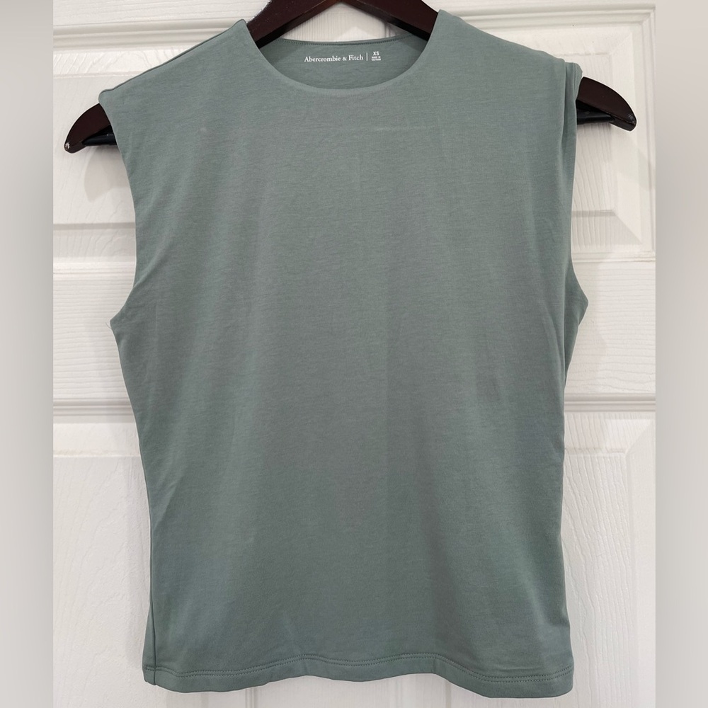 Abercrombie & Fitch Sleeveless Muscle Tee Green XS